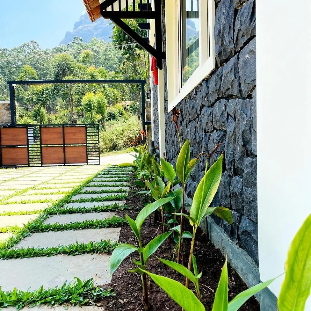 Black Stone Chinnakanal Holiday home
